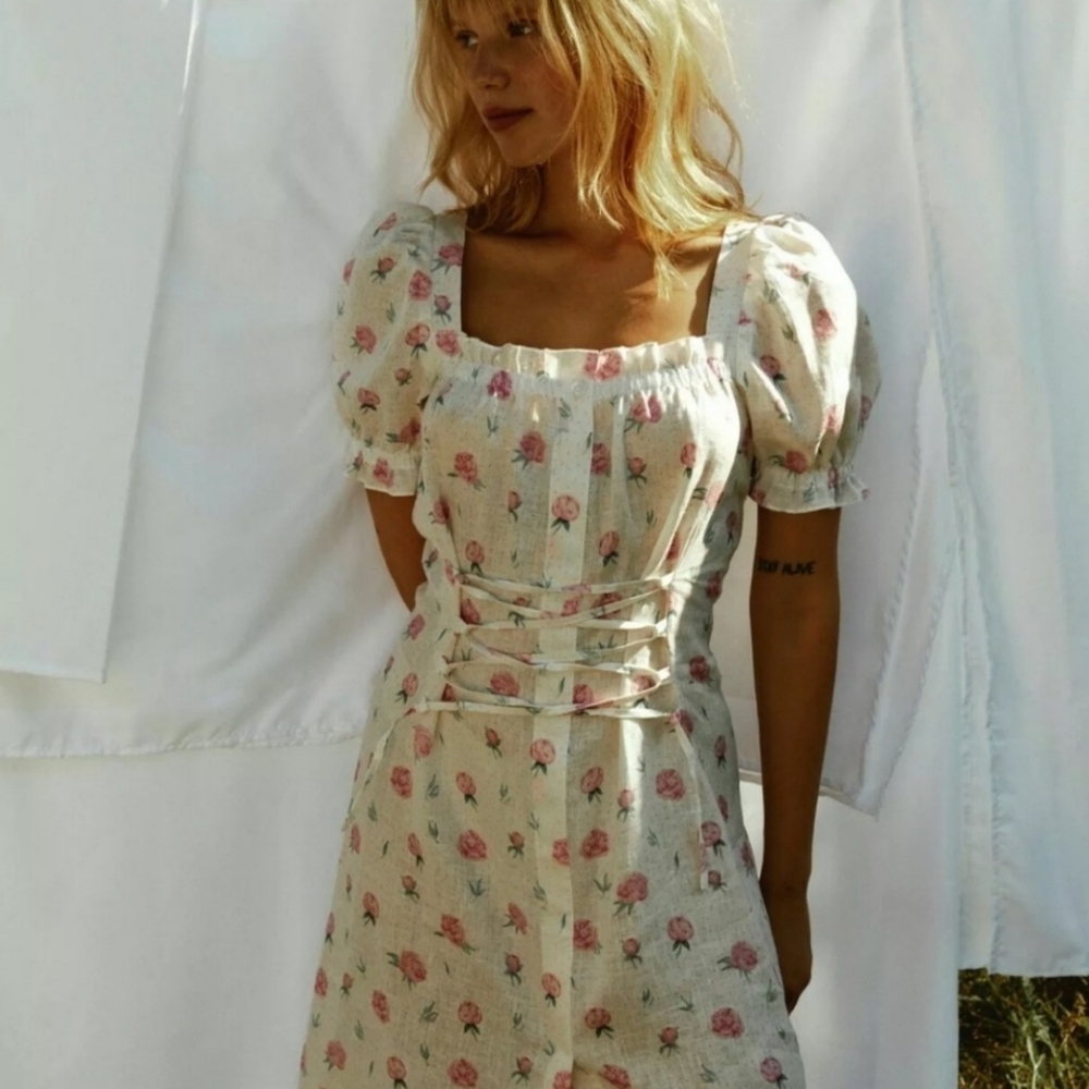 Sleeper Marquise 100% linen dress in roses, xsmall
